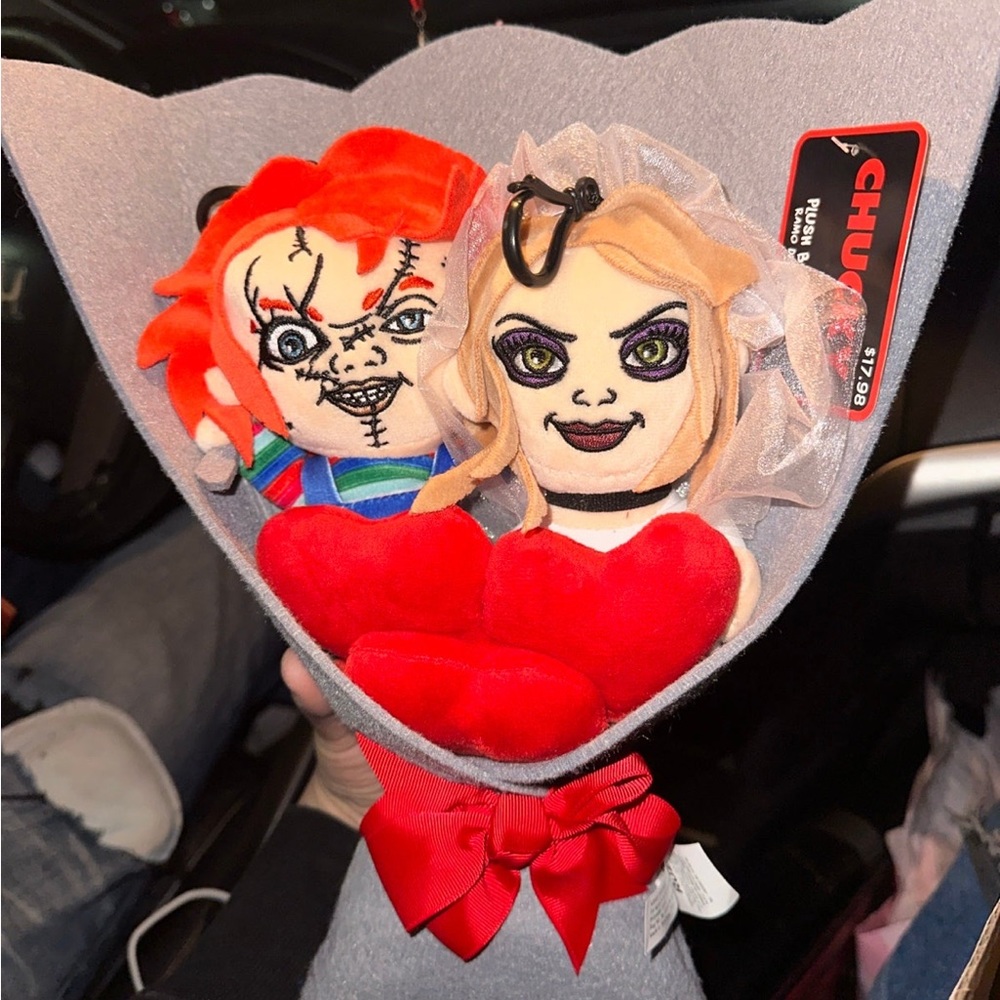 Chucky & Tiffany Plush Bouquet